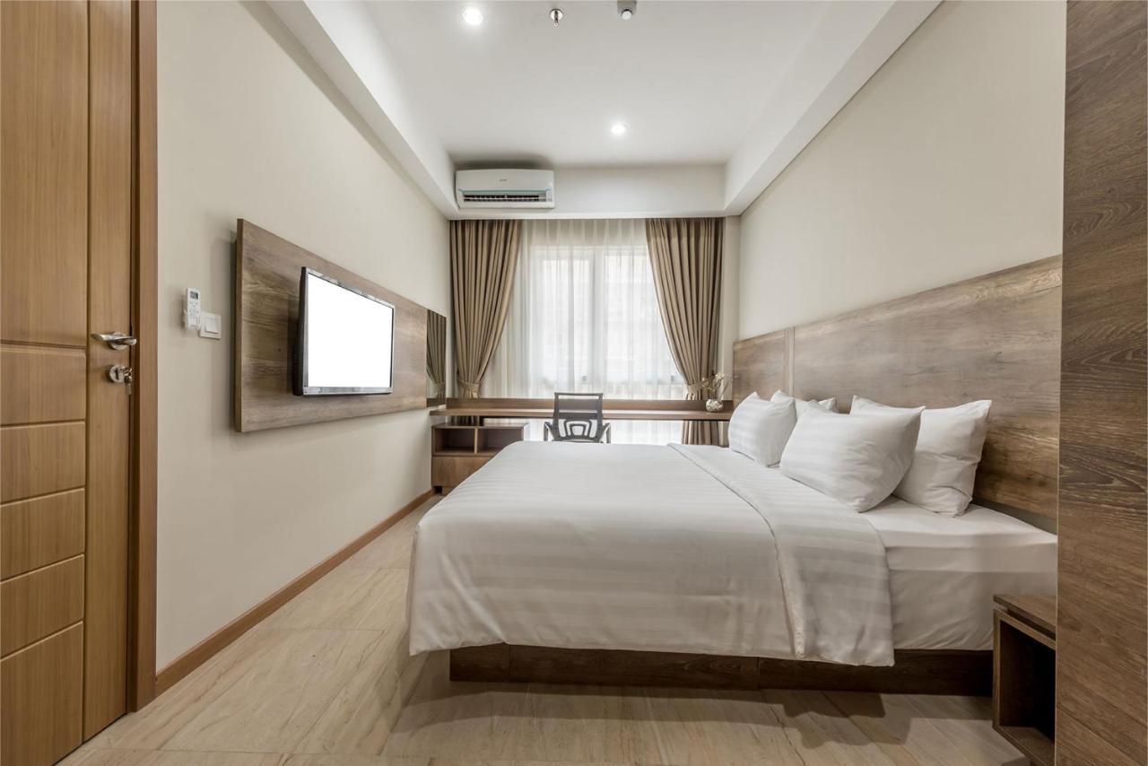 Grande Valore Hotel Cikarang Exterior photo