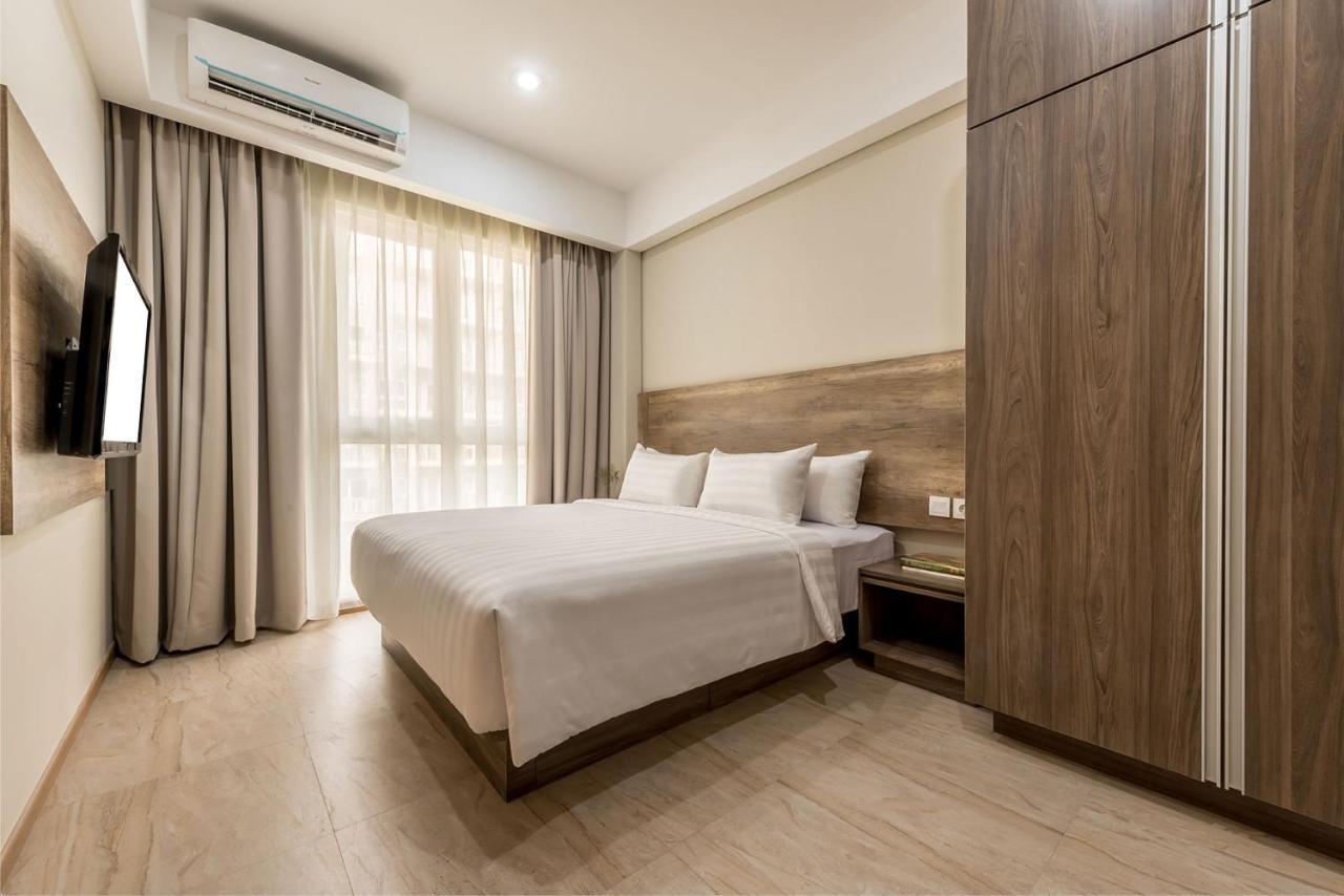 Grande Valore Hotel Cikarang Exterior photo