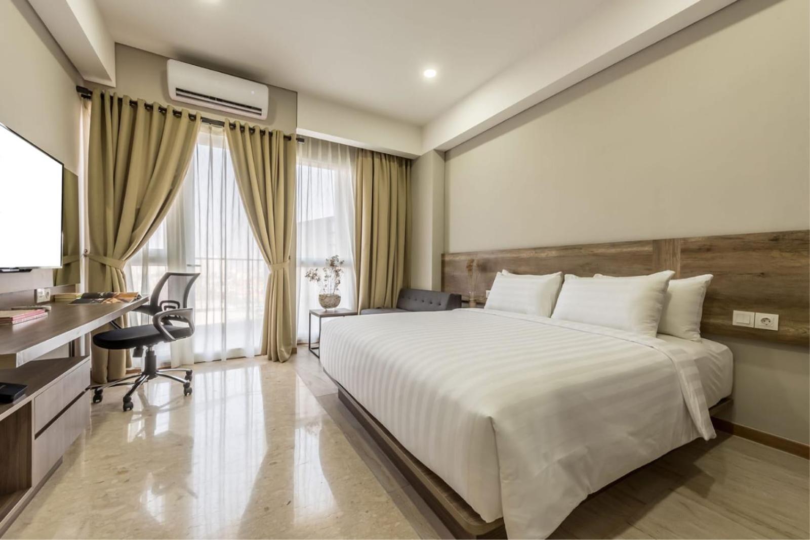 Grande Valore Hotel Cikarang Exterior photo